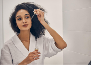 Does Niacinamide Serum Work on Acne-Prone Skin?