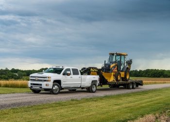 Why Hot Shot Trucking is the Hottest New Job Trend in America