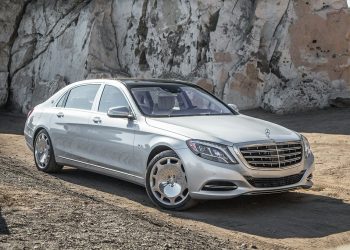 Choosing Exotic Cars to Travel to Oyster Bay, NY